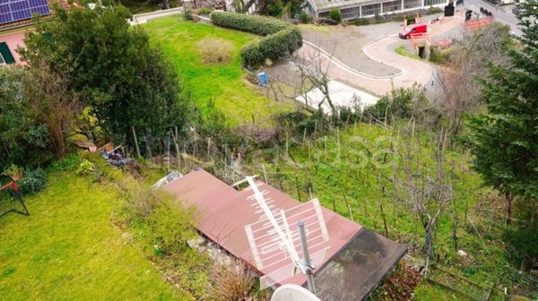 casa indipendente in vendita a Sant'Olcese in zona Manesseno
