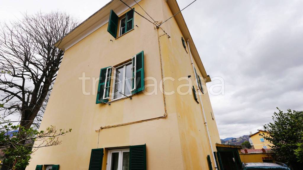 casa indipendente in vendita a Sant'Olcese in zona Manesseno