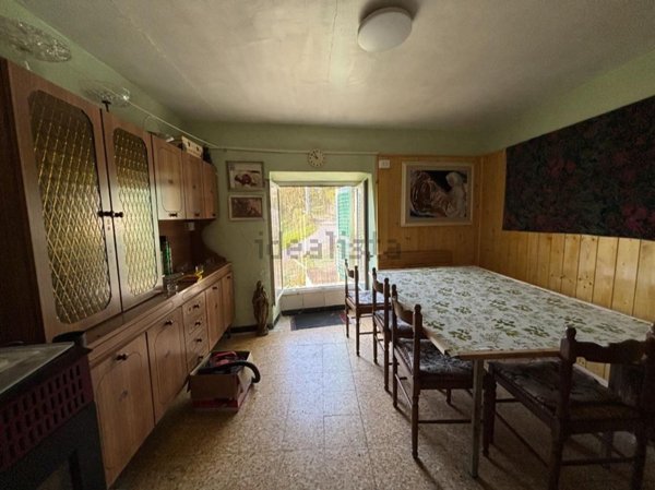 casa indipendente in vendita a Sant'Olcese in zona Vicomorasso