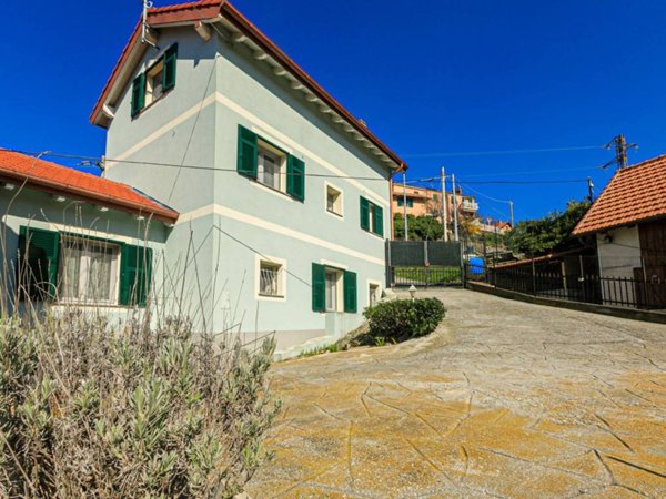 casa indipendente in vendita a Sant'Olcese