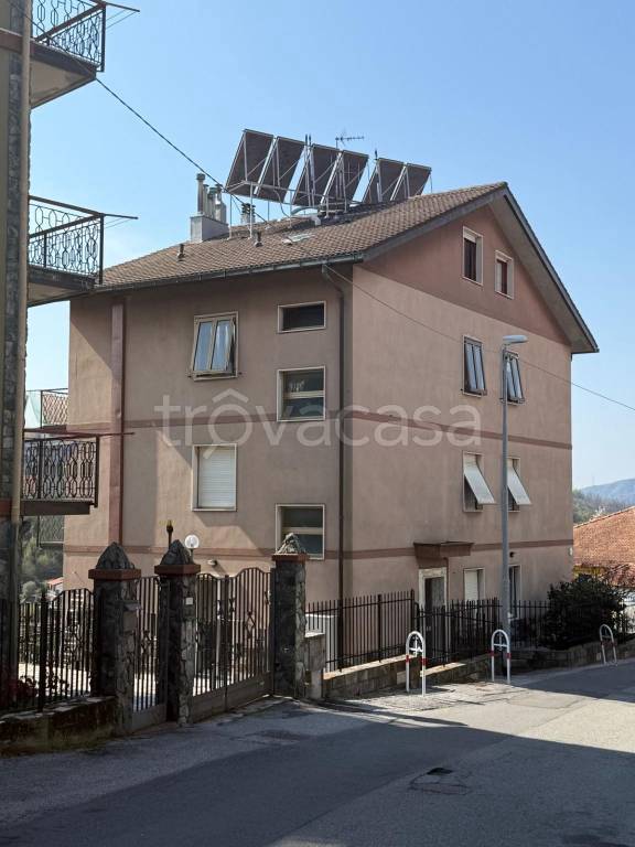 appartamento in vendita a Sant'Olcese in zona Manesseno