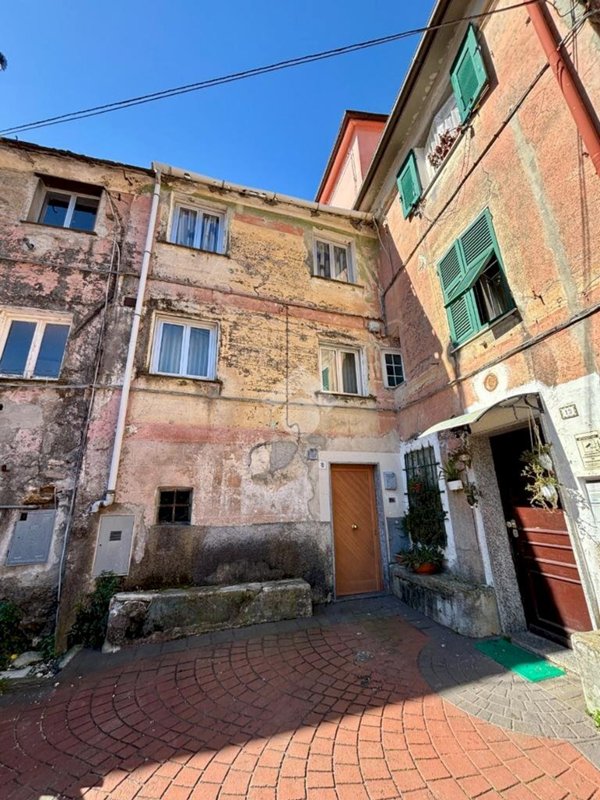 casa semindipendente in vendita a Sant'Olcese in zona Manesseno