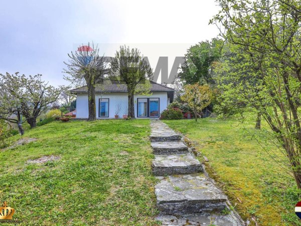 casa indipendente in vendita a Sant'Olcese in zona Torrazza