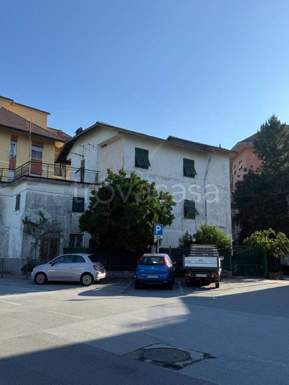 appartamento in vendita a Sant'Olcese in zona Manesseno