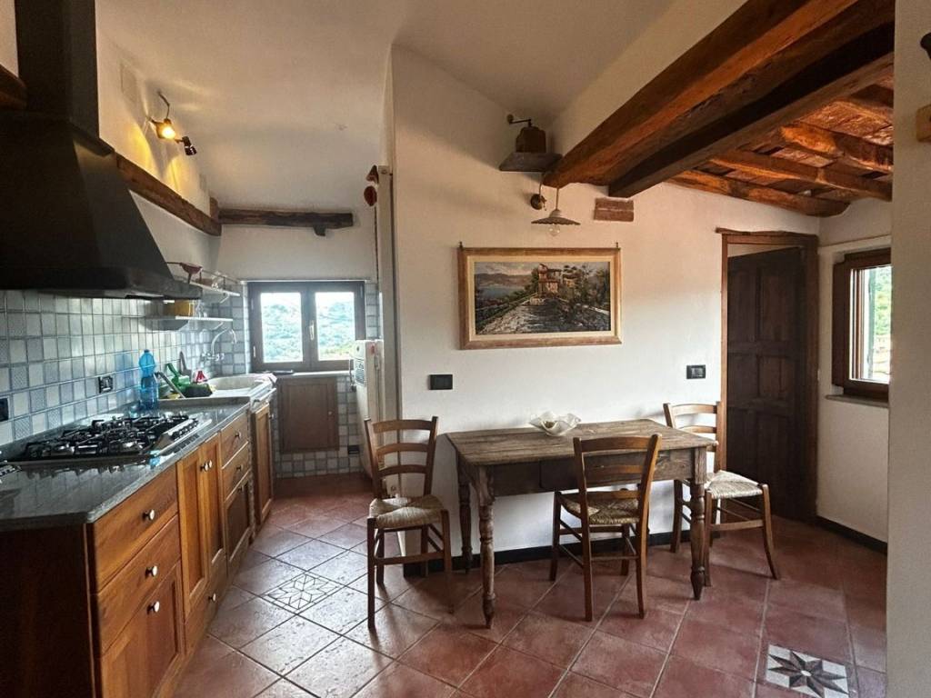 appartamento in vendita a Sant'Olcese in zona Manesseno