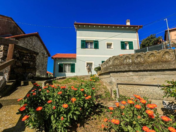 casa indipendente in vendita a Sant'Olcese