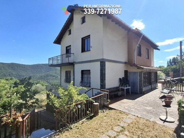 casa indipendente in vendita a Sant'Olcese in zona Sant'Olcese