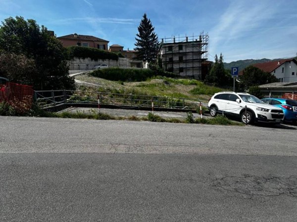 box auto in vendita a Sant'Olcese in zona Manesseno
