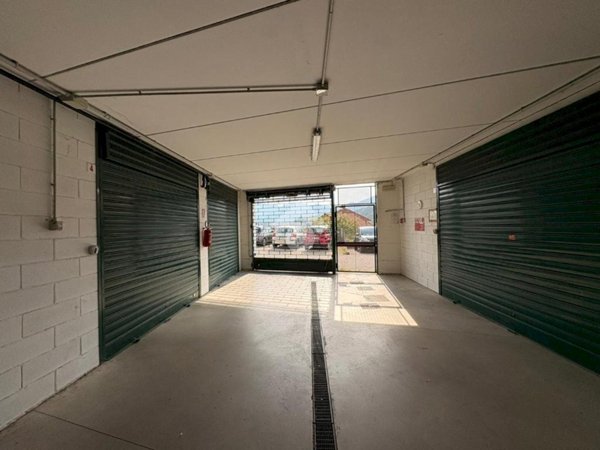 box auto in vendita a Sant'Olcese in zona Manesseno