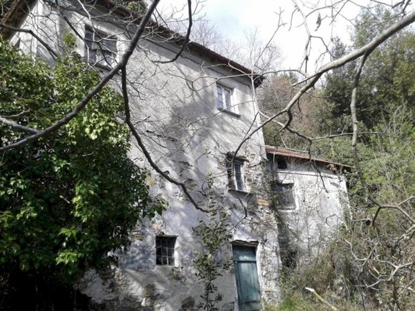 casa indipendente in vendita a Sant'Olcese in zona Piccarello