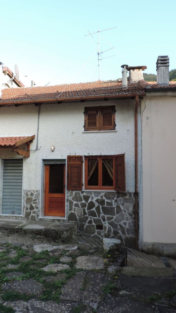appartamento in vendita a Santo Stefano d'Aveto in zona Ascona