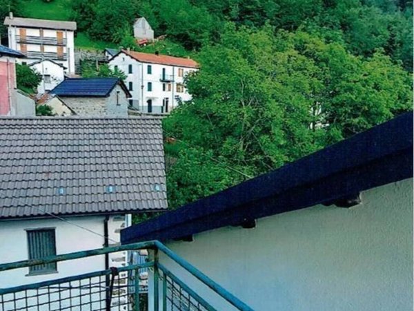 casa indipendente in vendita a Santo Stefano d'Aveto