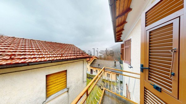 casa indipendente in vendita a Santo Stefano d'Aveto