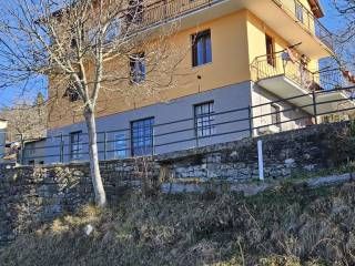 appartamento in vendita a Santo Stefano d'Aveto in zona Allegrezze