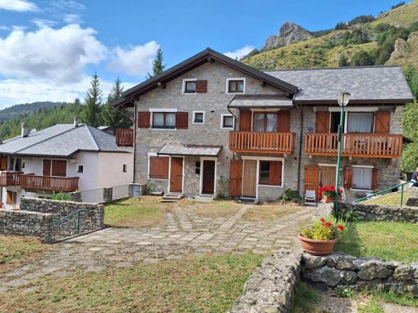 appartamento in vendita a Santo Stefano d'Aveto in zona Rocca d'Aveto