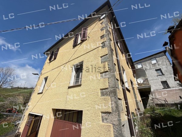 casa indipendente in vendita a Santo Stefano d'Aveto in zona Gavadi