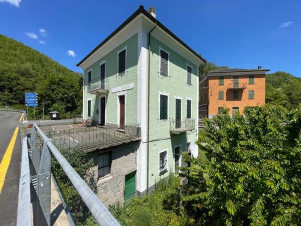 casa indipendente in vendita a Santo Stefano d'Aveto in zona Gramizza