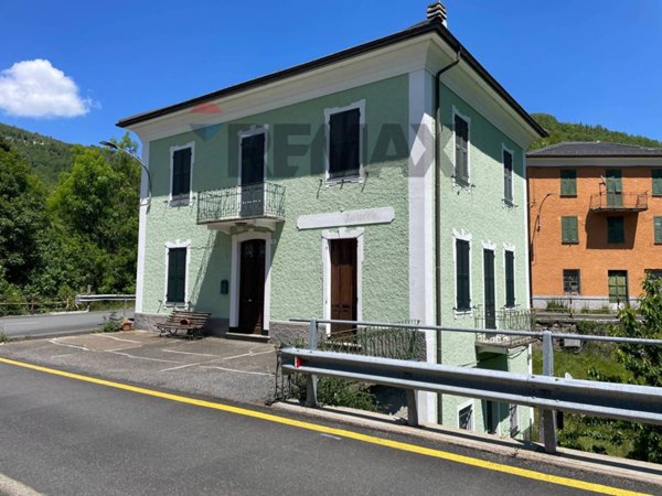 casa indipendente in vendita a Santo Stefano d'Aveto in zona Gramizza