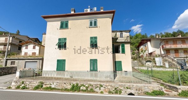 appartamento in vendita a Santo Stefano d'Aveto in zona Allegrezze