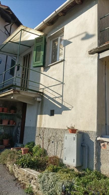 casa indipendente in vendita a Savignone in zona San Bartolomeo