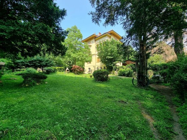 appartamento in vendita a Savignone
