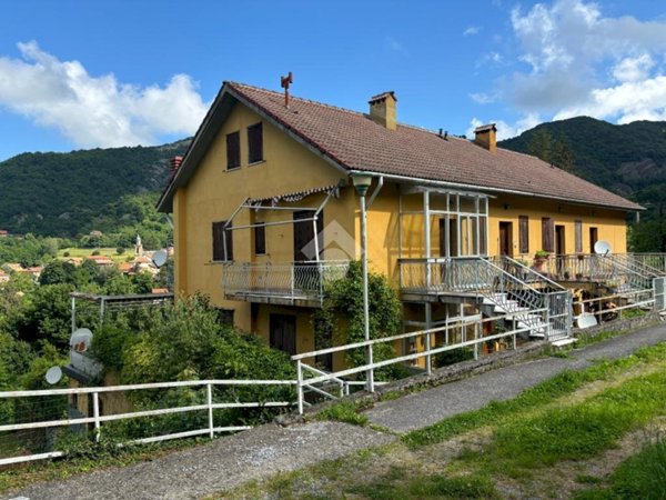 appartamento in vendita a Savignone