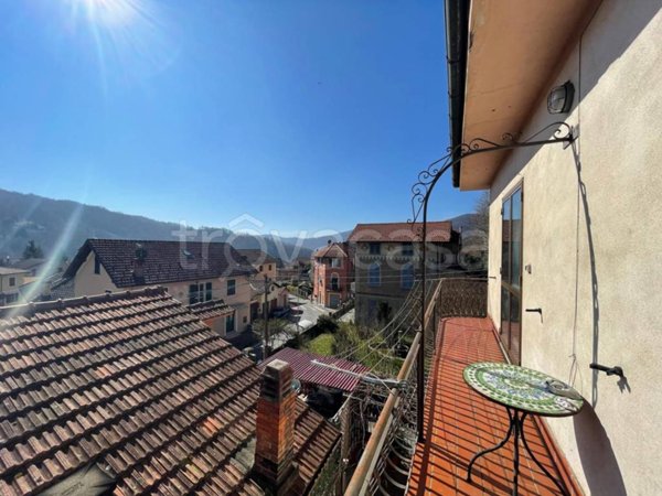 appartamento in vendita a Savignone