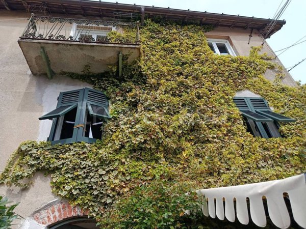 casa indipendente in vendita a Savignone