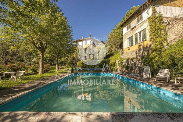 casa indipendente in vendita a Savignone