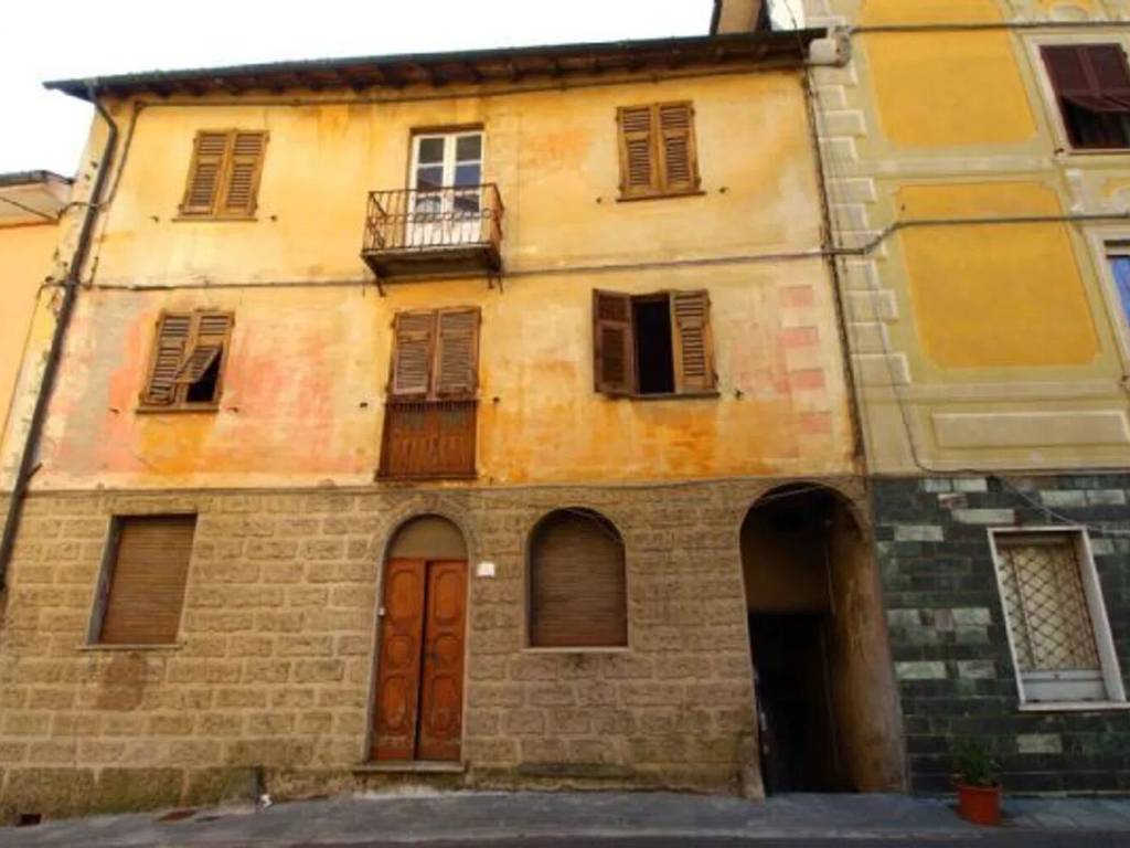 appartamento in vendita a Savignone