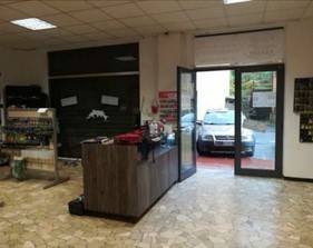 locale commerciale in vendita a Savignone in zona Isorelle