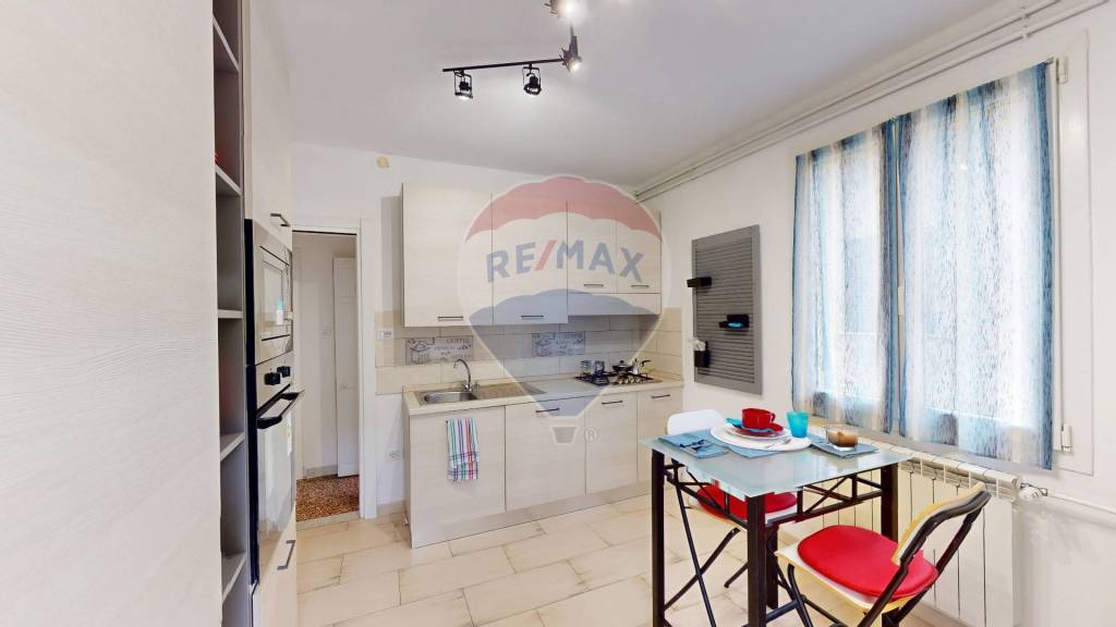 casa indipendente in vendita a Savignone