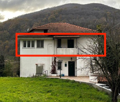 appartamento in vendita a Savignone
