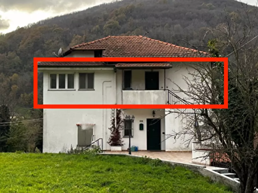 appartamento in vendita a Savignone