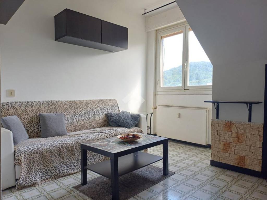 appartamento in vendita a Savignone in zona Isorelle