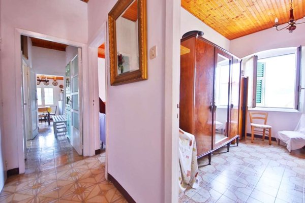 appartamento in vendita a Savignone