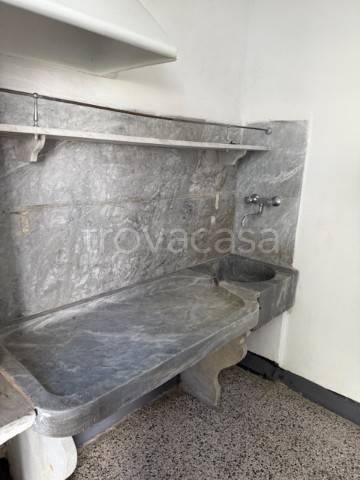 appartamento in vendita a Savignone