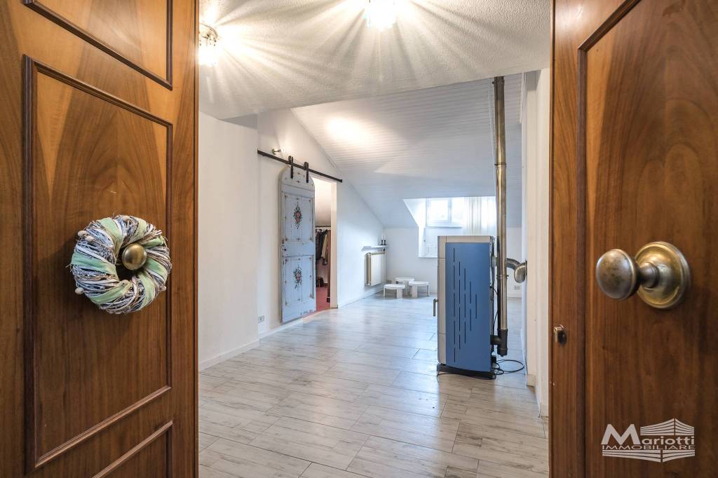 appartamento in vendita a Savignone