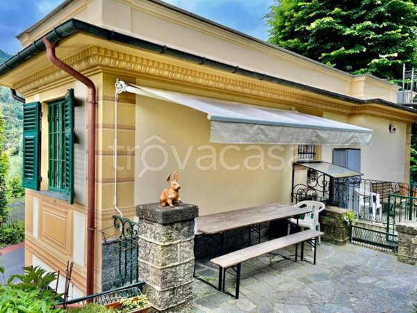 casa indipendente in vendita a Savignone