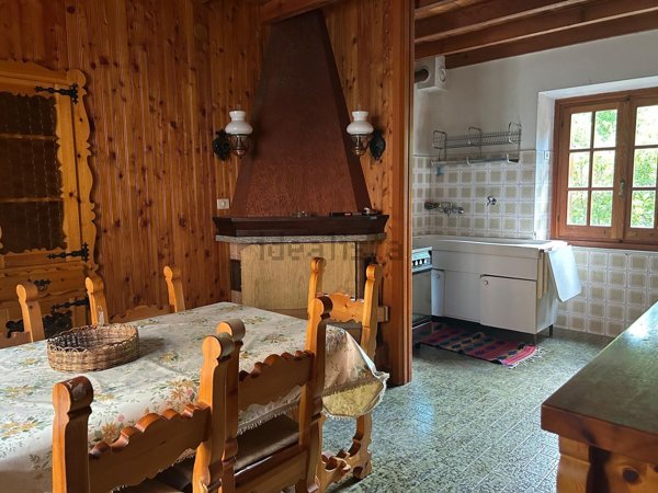 casa indipendente in vendita a Savignone