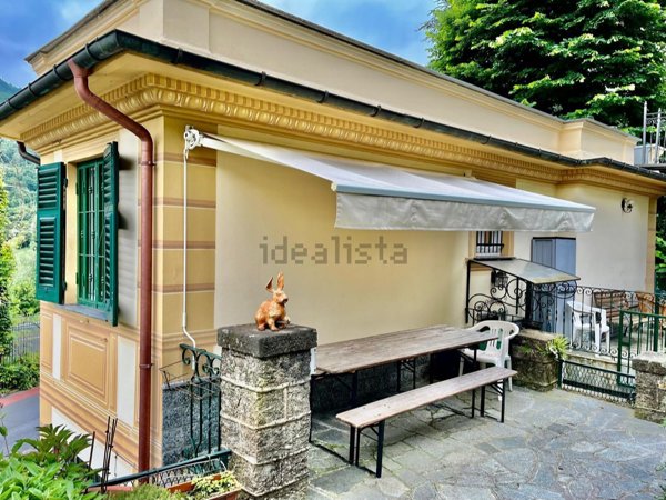 casa indipendente in vendita a Savignone