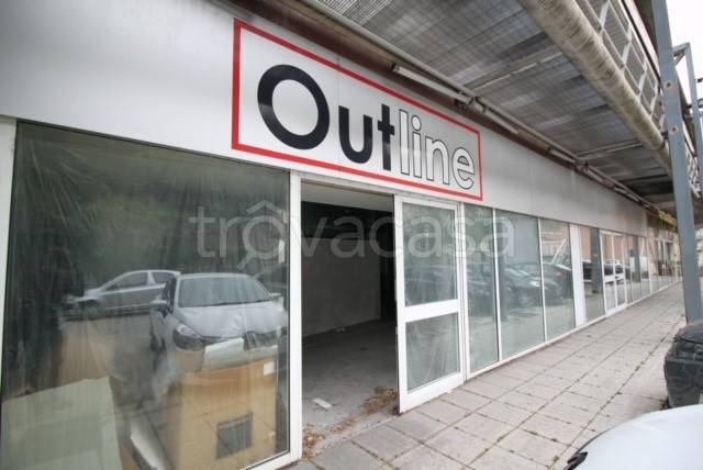 negozio in vendita a Savignone in zona Isorelle