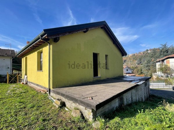 casa indipendente in vendita a Savignone