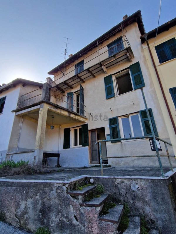 casale in vendita a Savignone