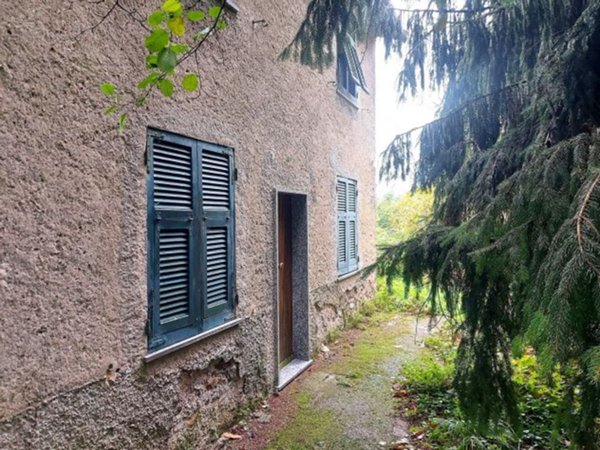 casa indipendente in vendita a Savignone
