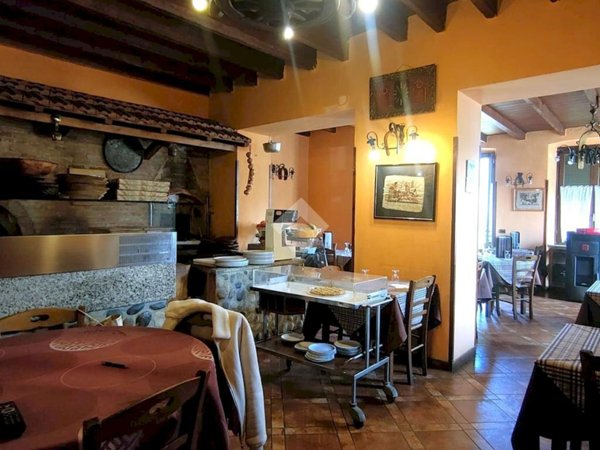 negozio in vendita a Savignone in zona Isorelle