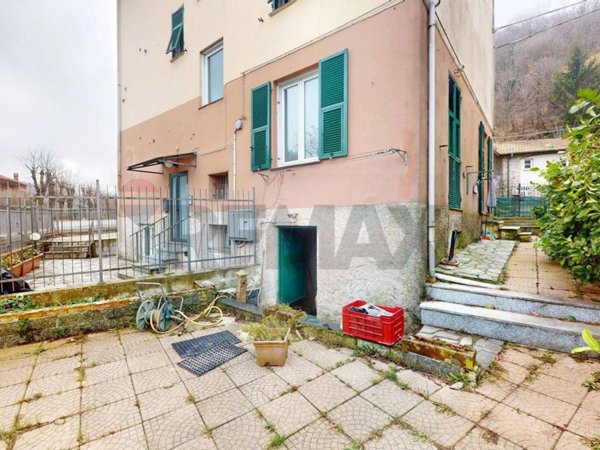 appartamento in vendita a Savignone