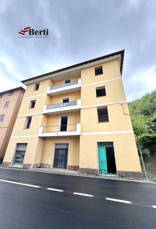 appartamento in vendita a Savignone in zona Isorelle
