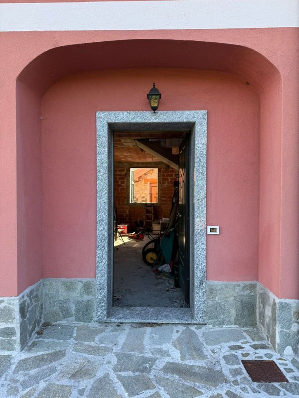 appartamento in vendita a Savignone in zona San Bartolomeo
