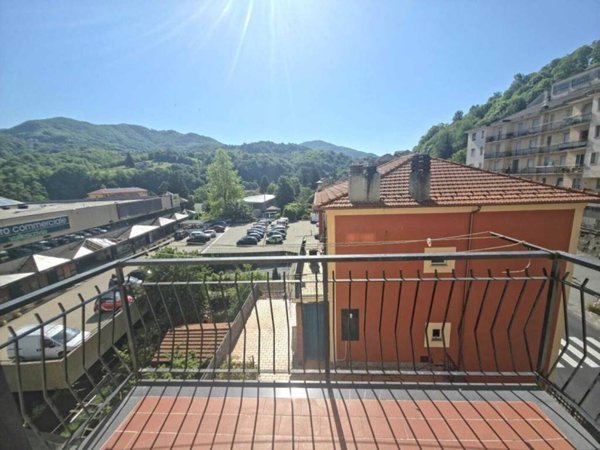 appartamento in vendita a Savignone in zona Isorelle